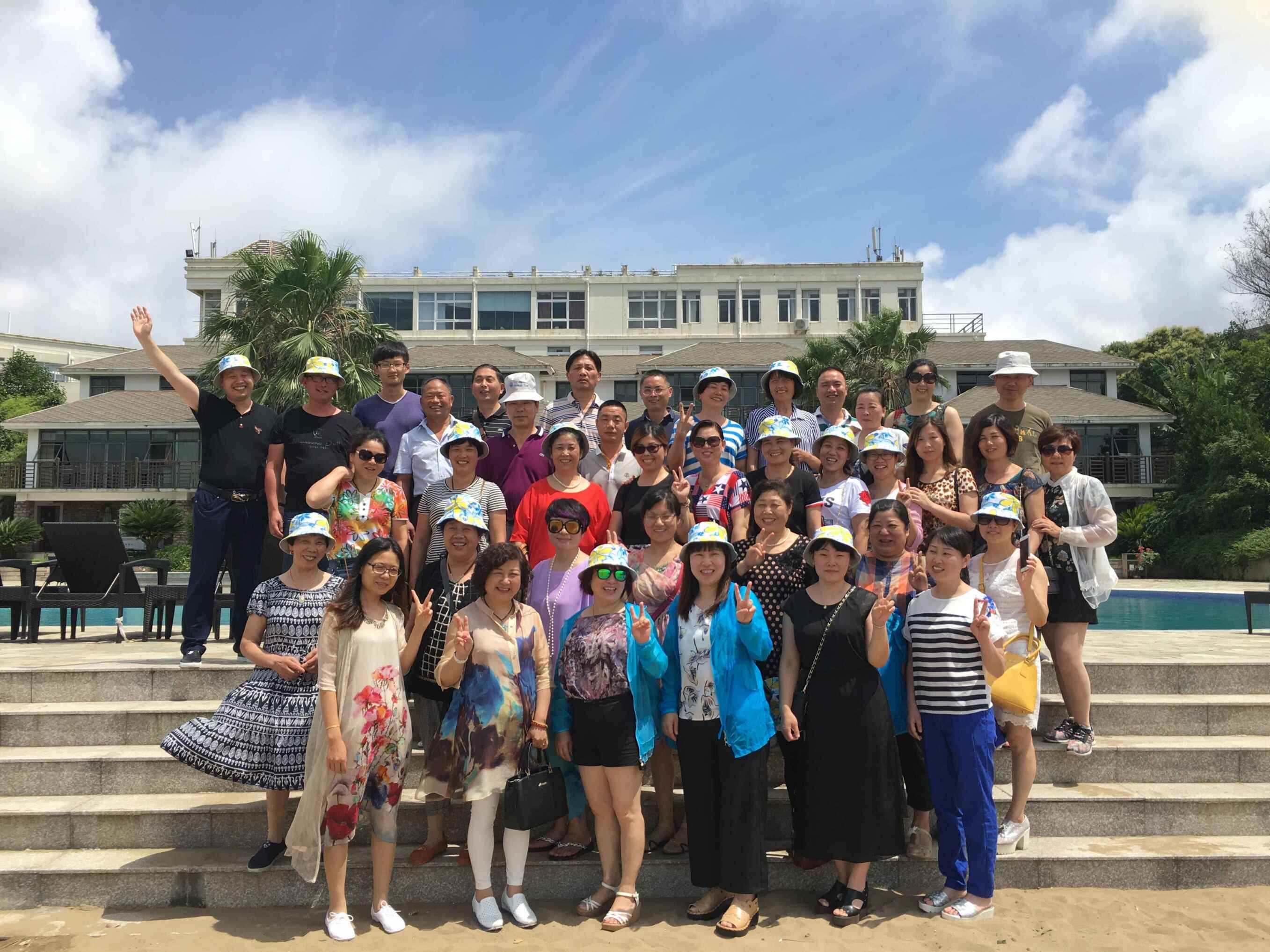 k8.com市场2016年商户游览圆满画上句号