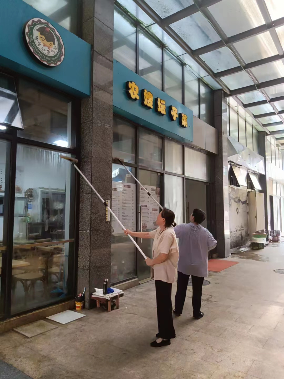 k8.com文创集团积极发展环境美化工作迎接文化城市复检