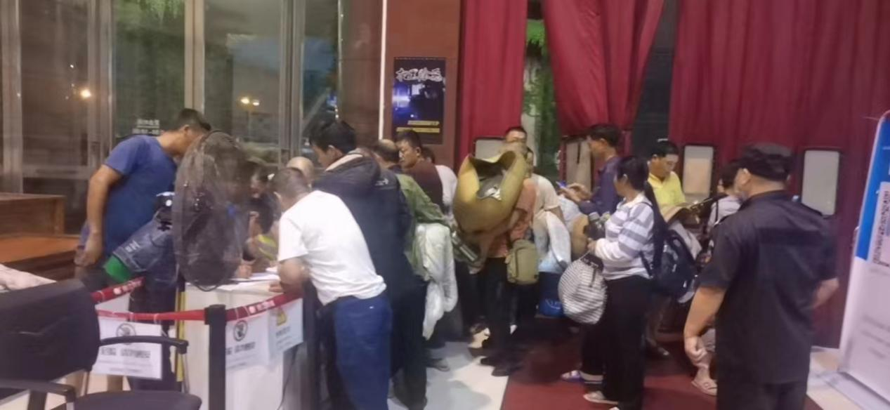 台风来袭 钱江商城做好转移安设构筑工人保险工作