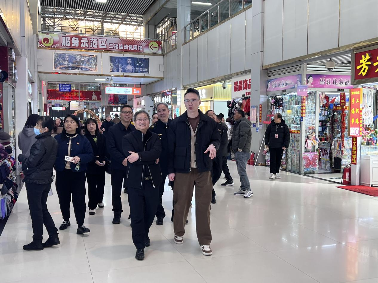 市查抄组对钱江市场党建示范点创建进行验收