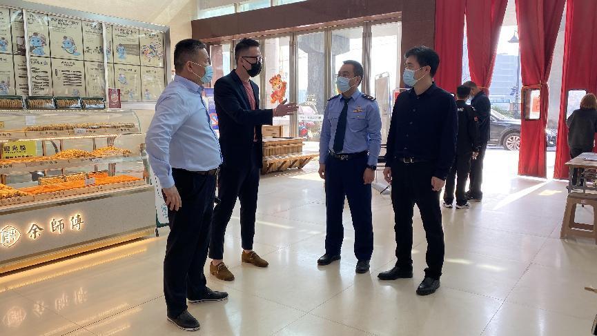 杭州市专业市场督查组到商城查抄防疫工作