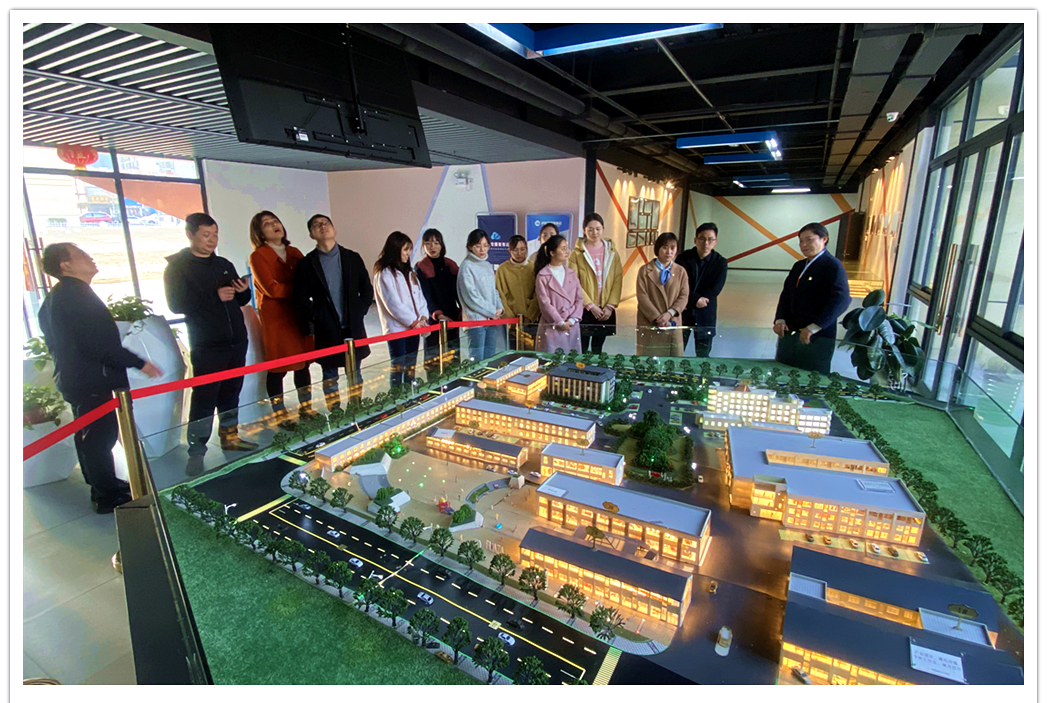 庐阳区组织部副部长凌梅一行 光临庐阳k8.com文创园领导调研