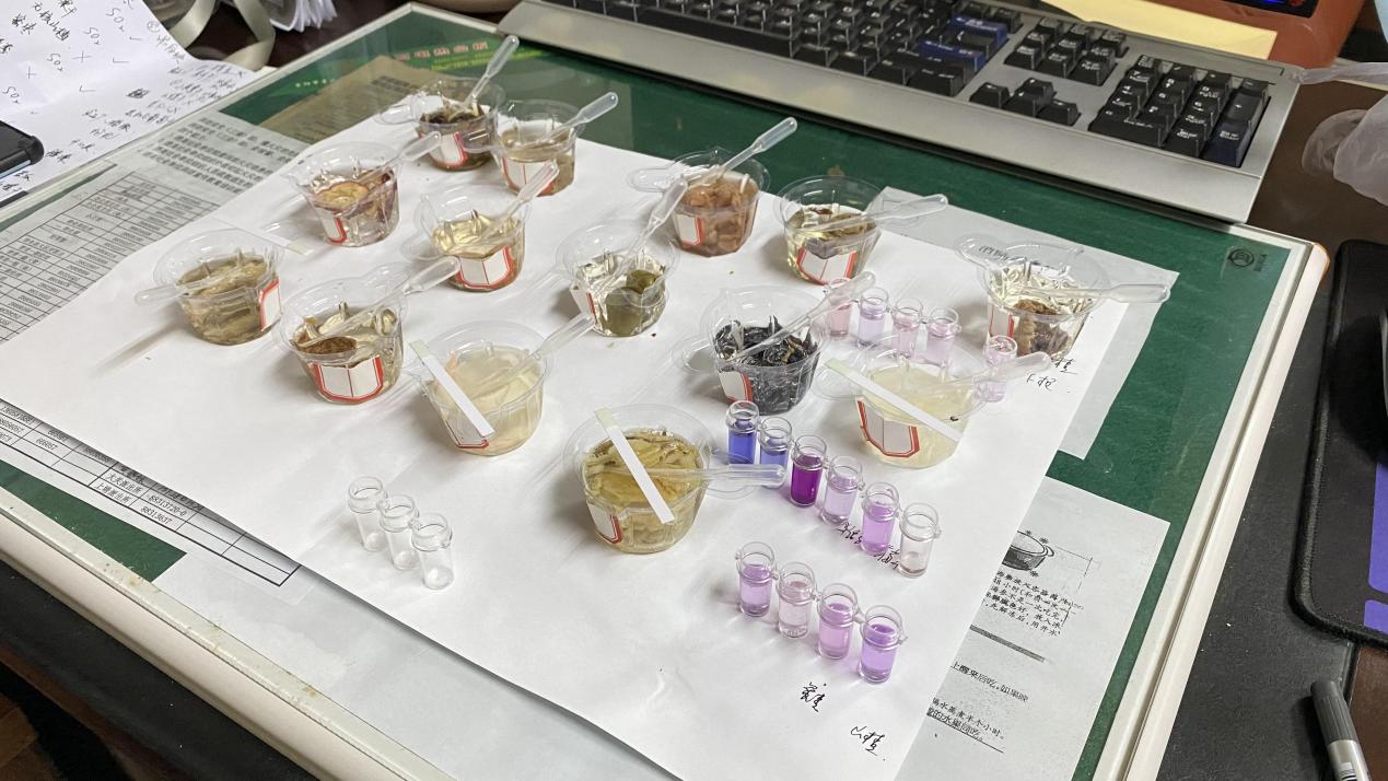 钱江商城发展年前食品安全查抄工作