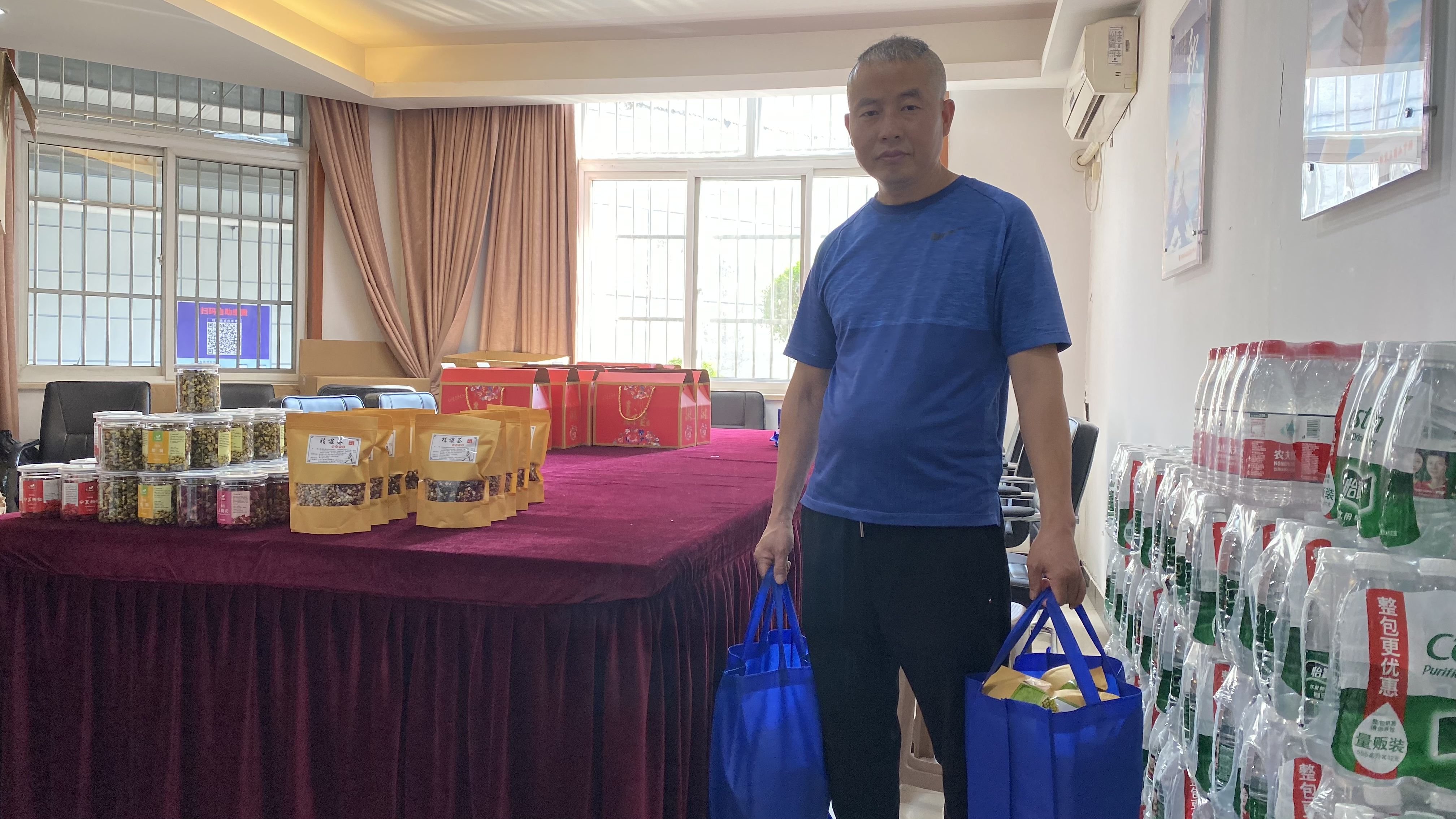 钱江商城送清冷给一线员工