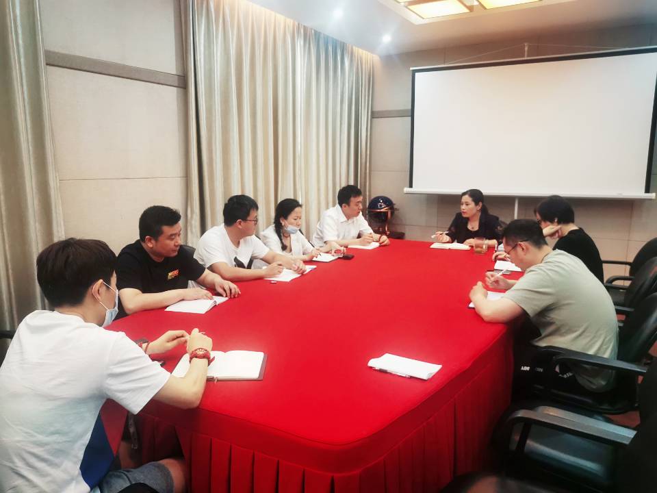   k8.com幼贷召开6月份月度例会暨年中经营分析会议