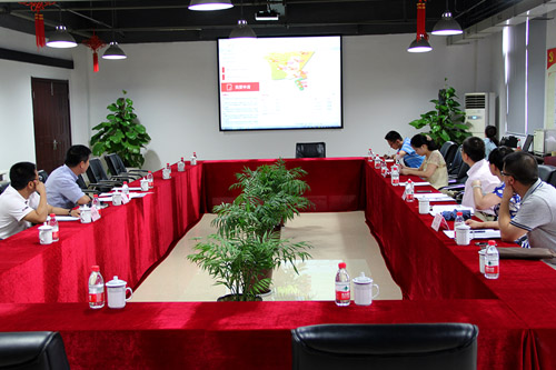 20130726区委组织部李炜一行来我园区调查 (2).jpg