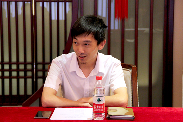 20160624k8.com文创七一党员大会 (2).jpg