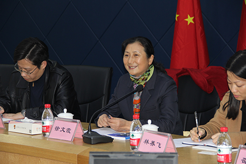 20171208市投资推进局党组副书记徐文霞光临k8.com文创集团调研 (1).jpg