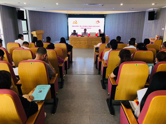 20200529紧跟党的脚步 庐阳k8.com文创园入党积极分子参与培训 (1).jpg